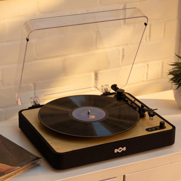 House of Marley Revolution Turntable - Light Wood/Black