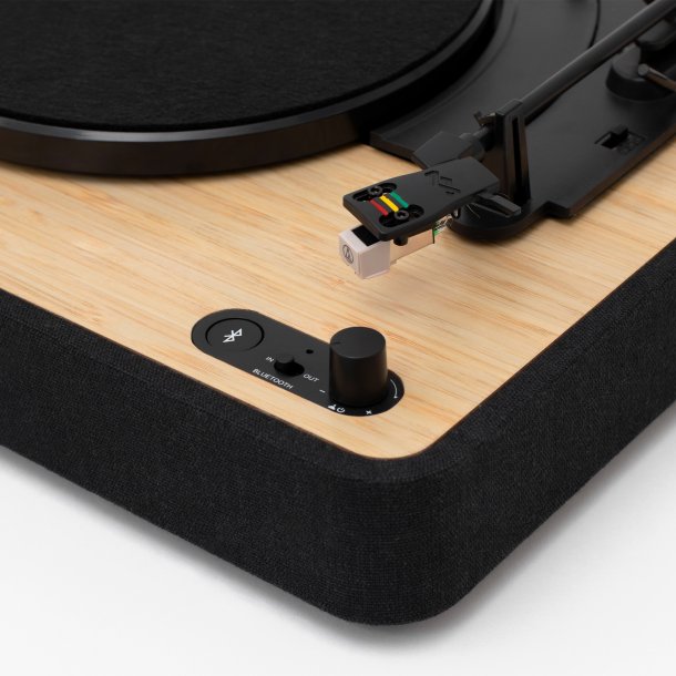 House of Marley Revolution Turntable - Light Wood/Black